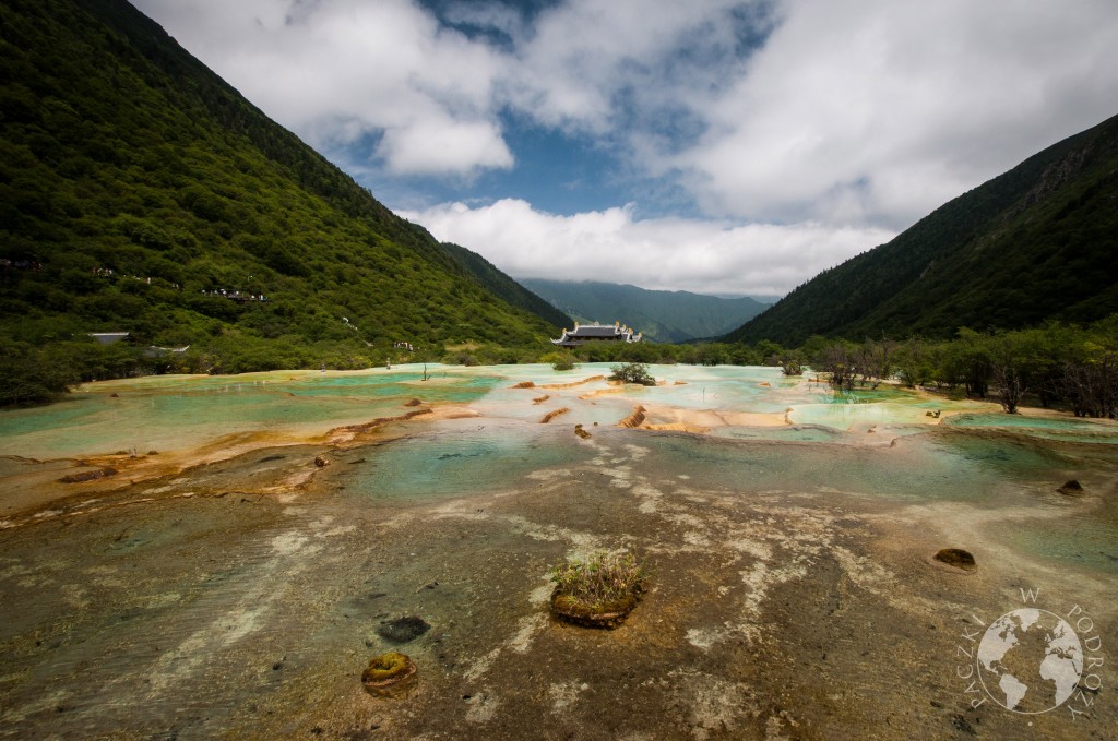 Tarasy wapienne w Parku Narodowym Huanglong, Chiny