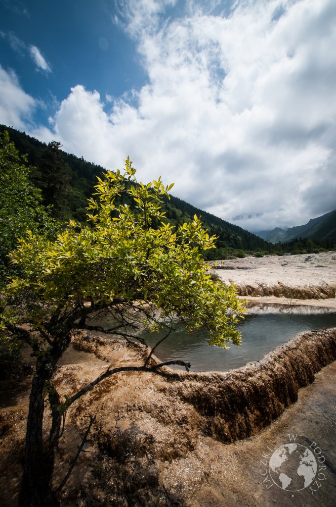 Tarasy wapienne w Parku Narodowym Huanglong, Chiny