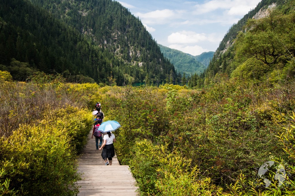 Góry w Parku Narodowym Jiuzhaigou, Chiny