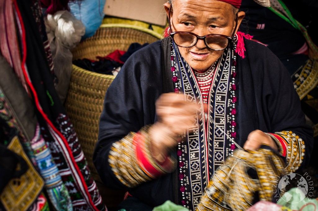 Sprzedawczyny na lokalnym targu, Sapa, Wietanm