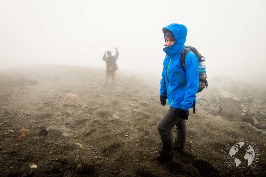 Zejście ze szczytu wulkanu Merapi