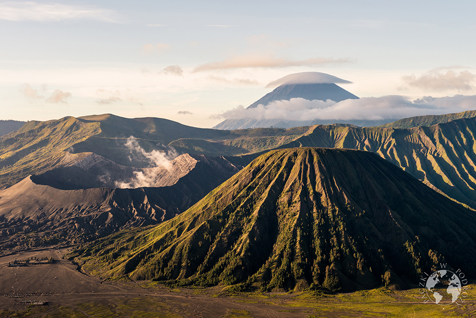 Wschód nad Bromo, Jawa, Indonezja